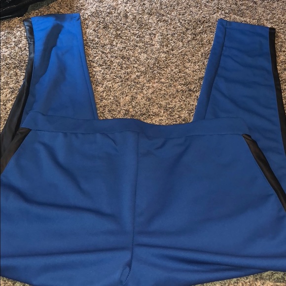 Leggings - Picture 2 of 3